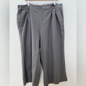 ELLEN TRACY Linen Rayon Blend Grey Wide Leg Cropped Pants Coastal Neutral Summer